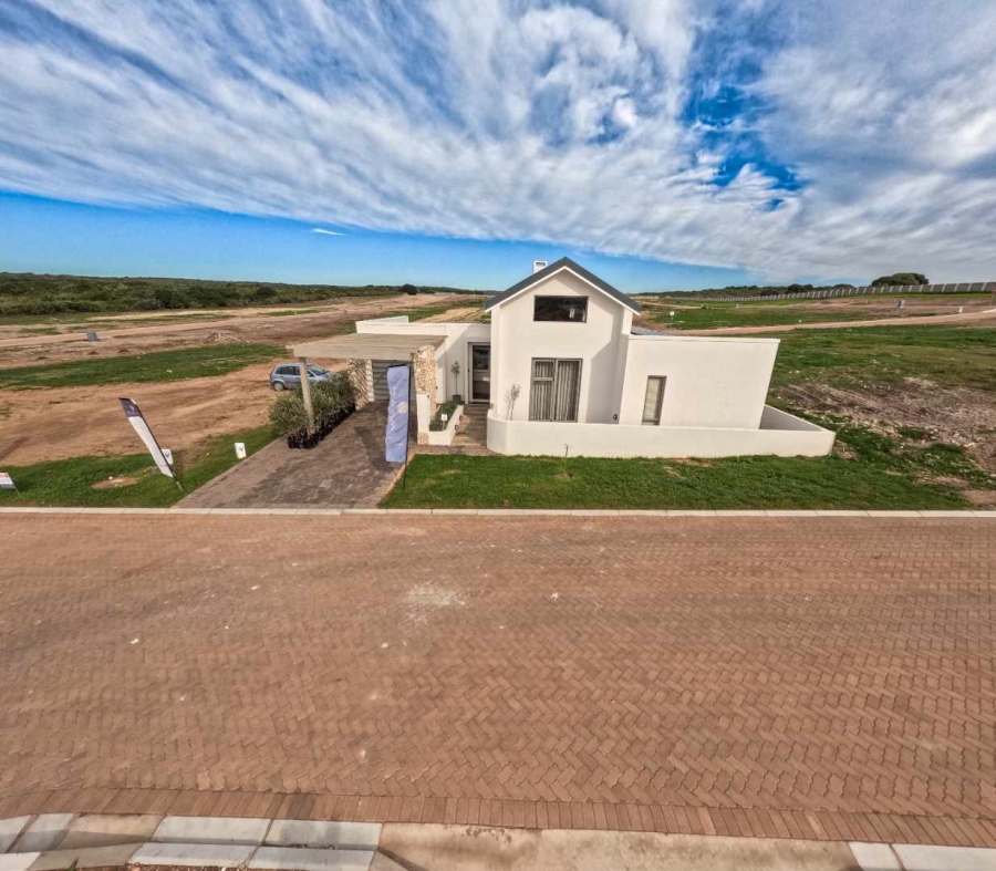 2 Bedroom Property for Sale in Stilbaai Wes Western Cape